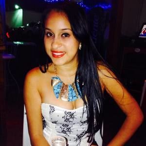 Meet your Posher, Stephany